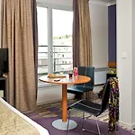 Aparthotel Adagio Buttes Chaumont 4*