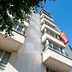 Aparthotel Adagio Buttes Chaumont Paris