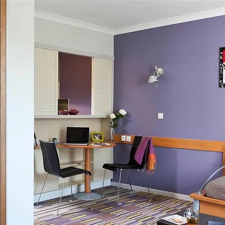 Aparthotel Adagio Buttes Chaumont 4*