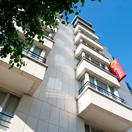 Aparthotel Adagio Buttes Chaumont Parigi