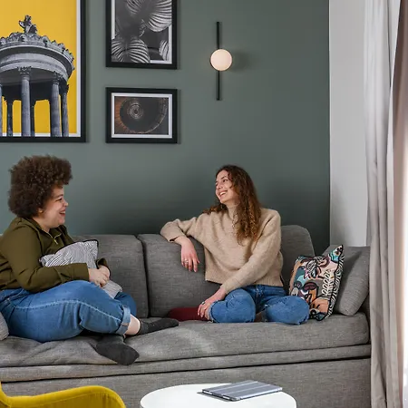 Adagio Buttes Chaumont Aparthotel 4*