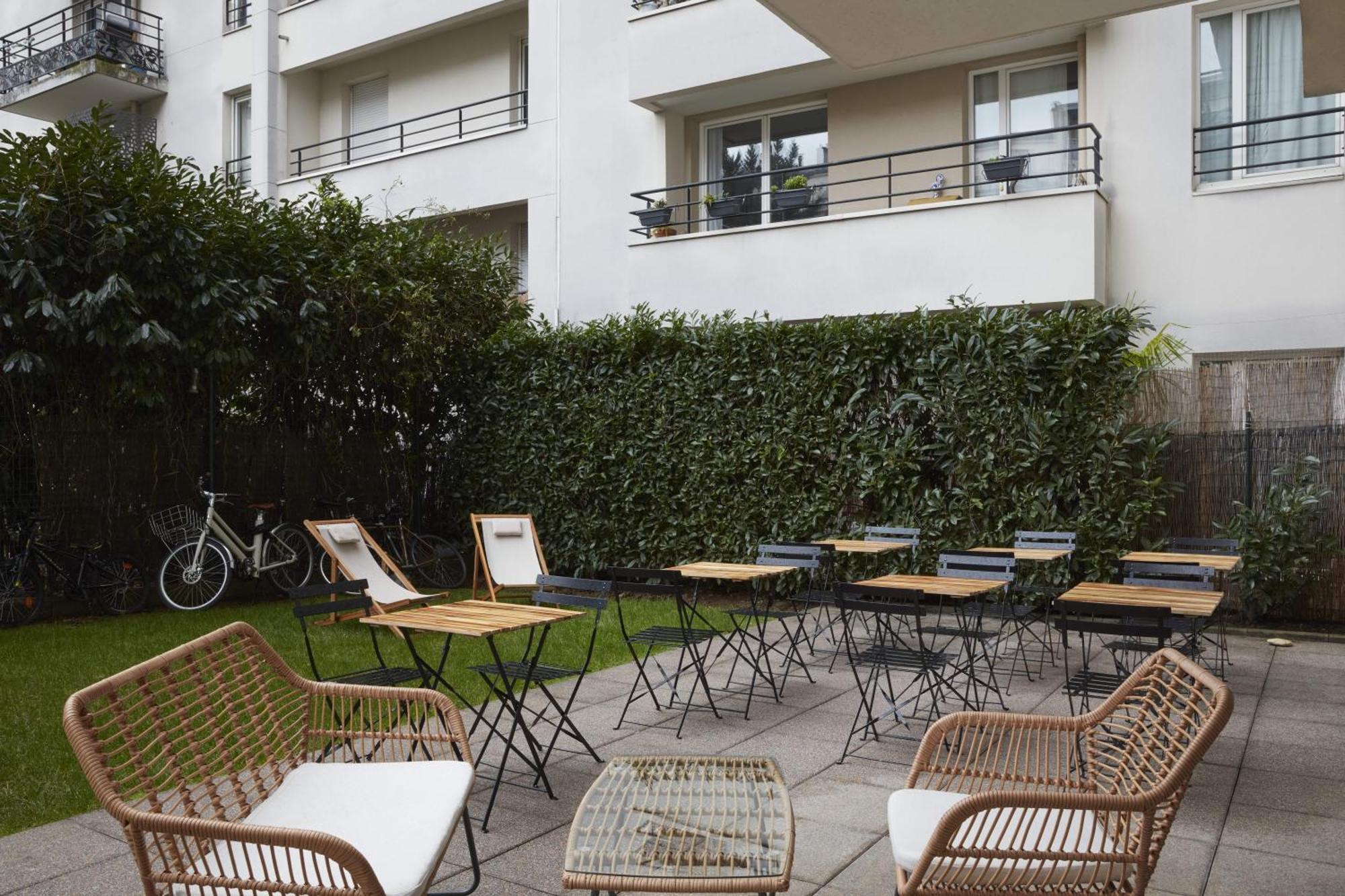 Aparthotel Adagio Buttes Chaumont Parigi