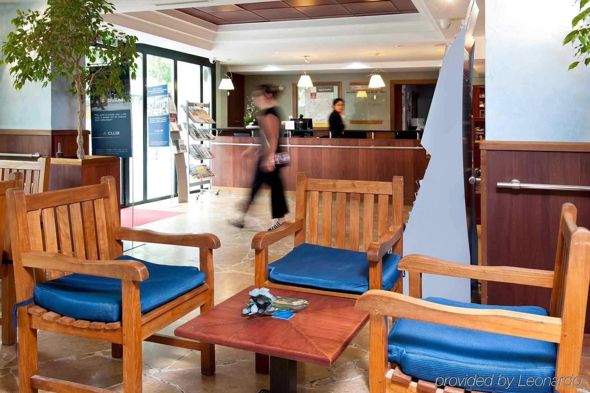 Aparthotel Adagio Buttes Chaumont Parigi